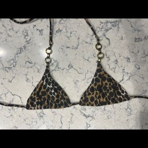 Vix leopard print top